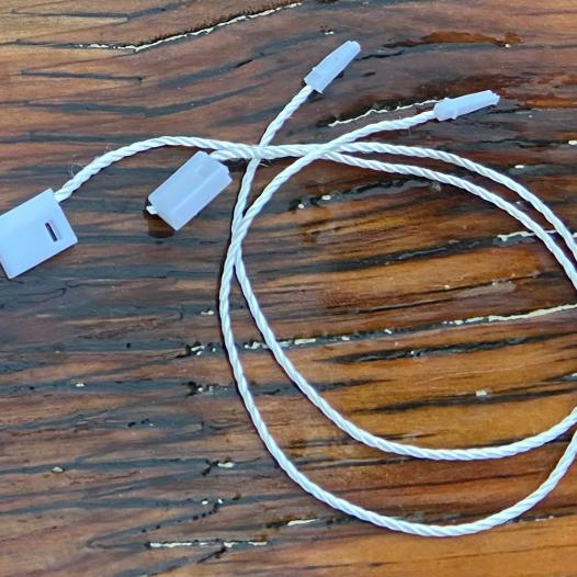 Белый цвет крепления